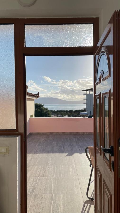 Vila Osmenaj Rent Room Or Apartment Vlorë Exteriör bild